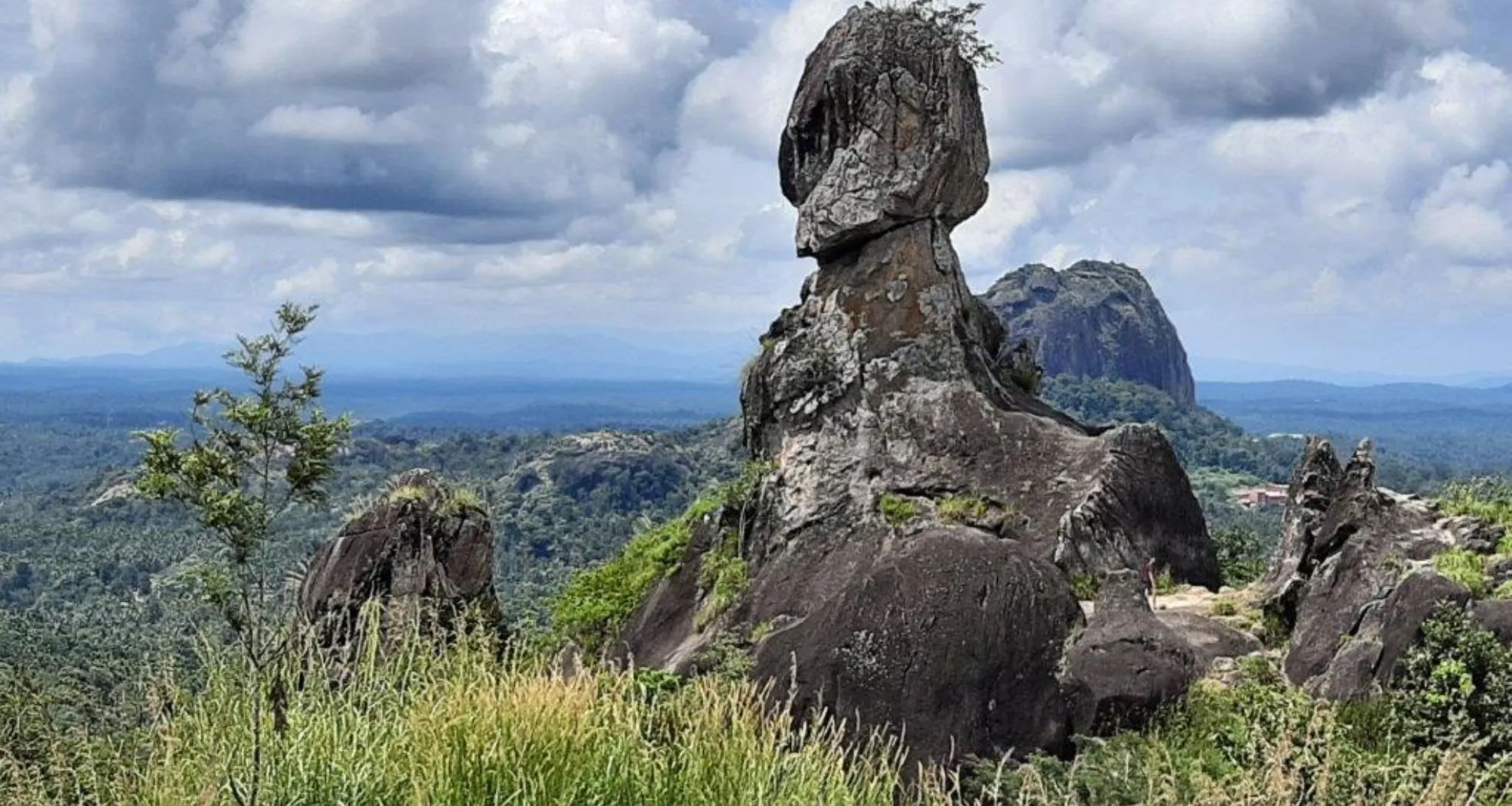 Phantom Rock (Distance 41.0 km from Wayanad One Homestay)
